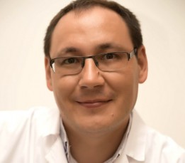 >Петр Железняков